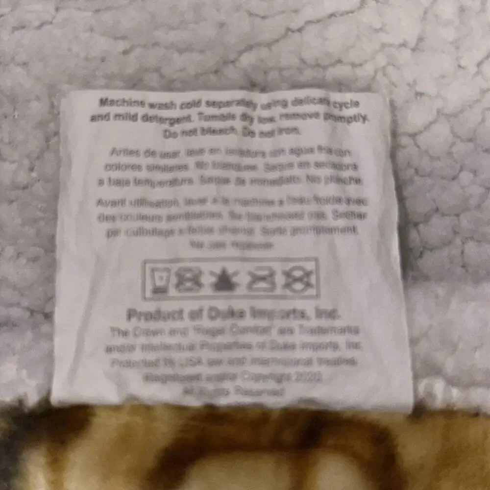 Regal Comfort Faux Fur Cashmere Fleece Large Plush Throw Blanket with Lodge Life